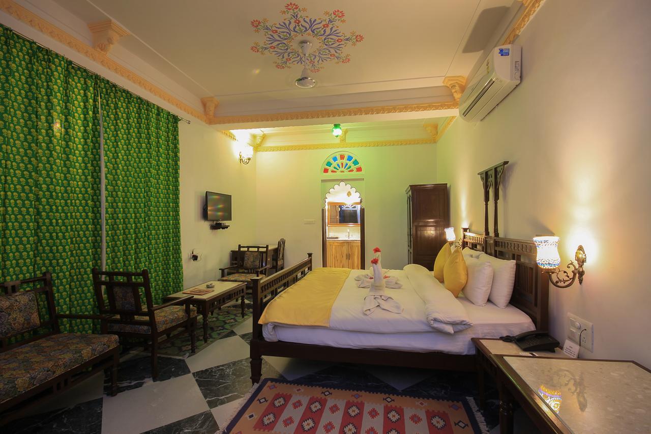 Bonjour Paradise Resort Udaipur Exterior photo